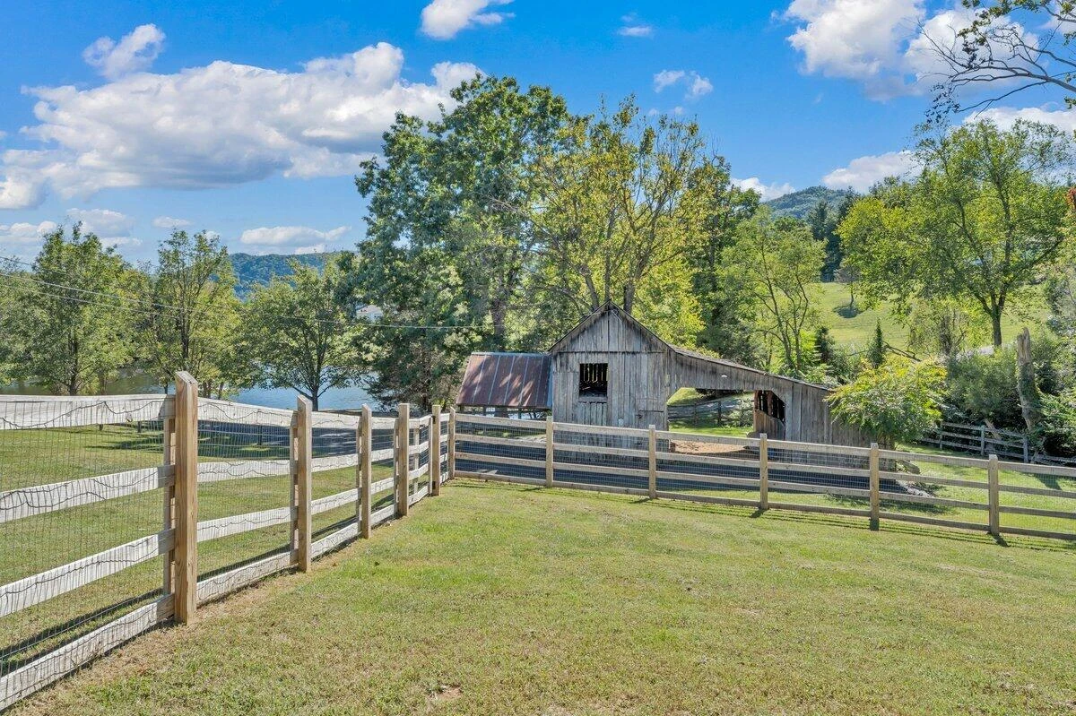 211 Etzler RD - Photo 42