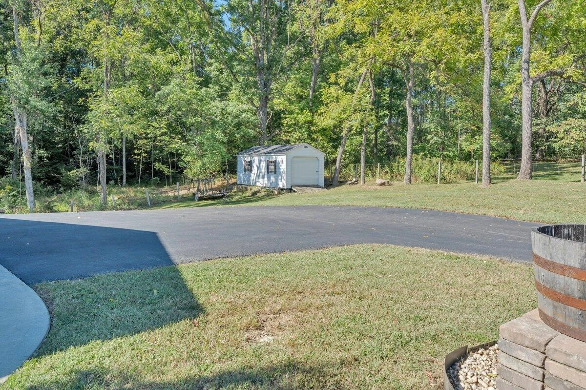 211 Etzler RD - Photo 44