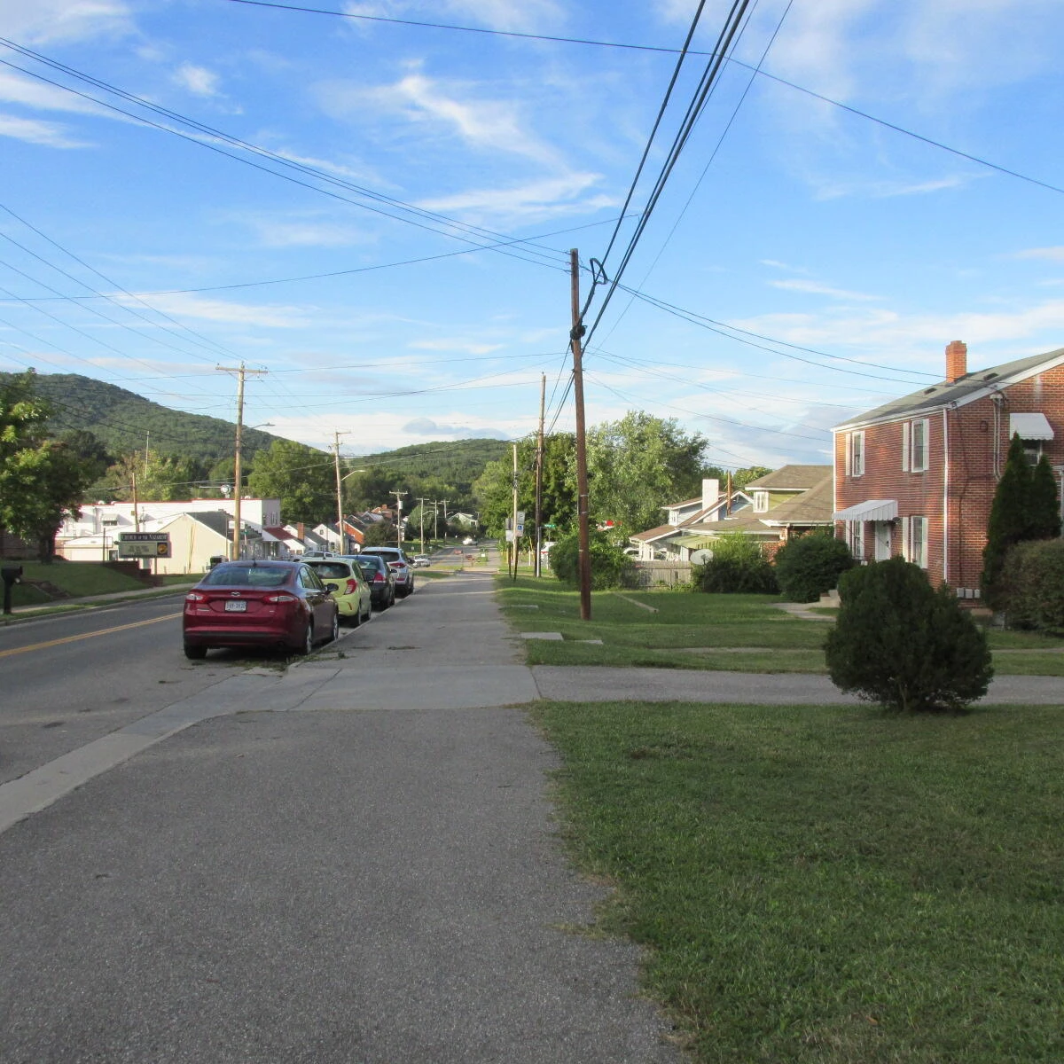 3418 Garden City BLVD SE - Photo 3