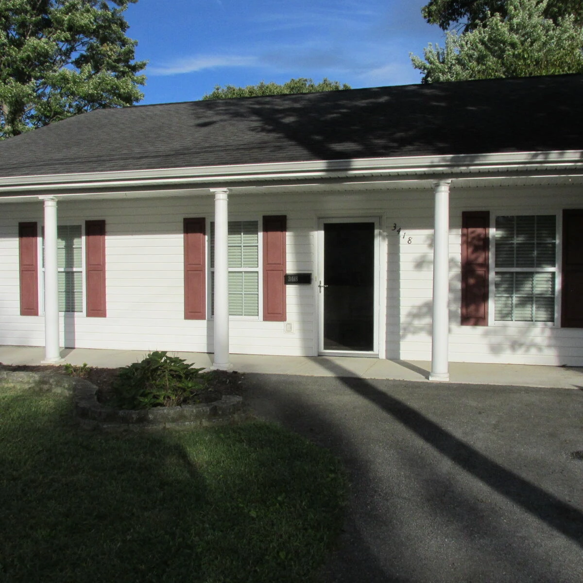 3418 Garden City BLVD SE - Photo 4