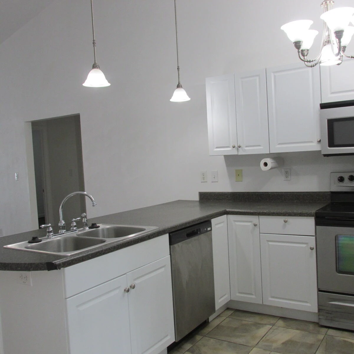 3418 Garden City BLVD SE - Photo 7