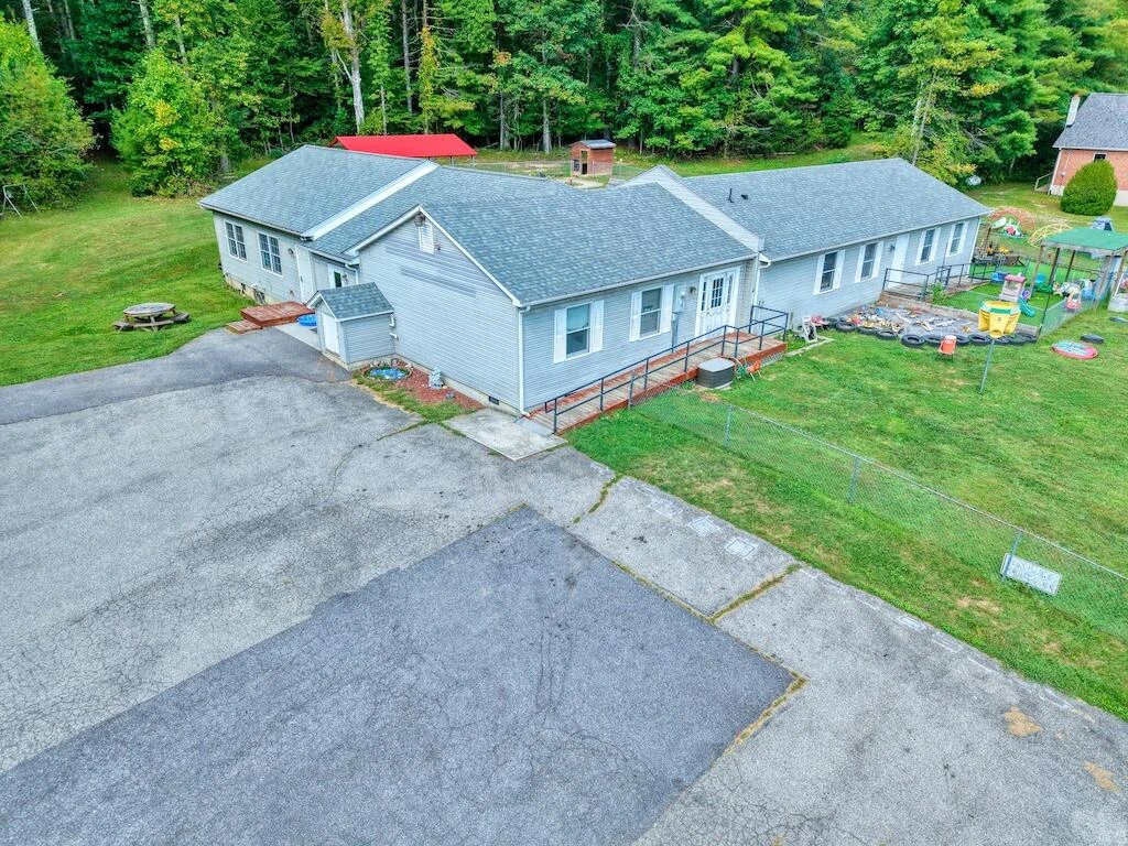 9907 Floyd HWY N