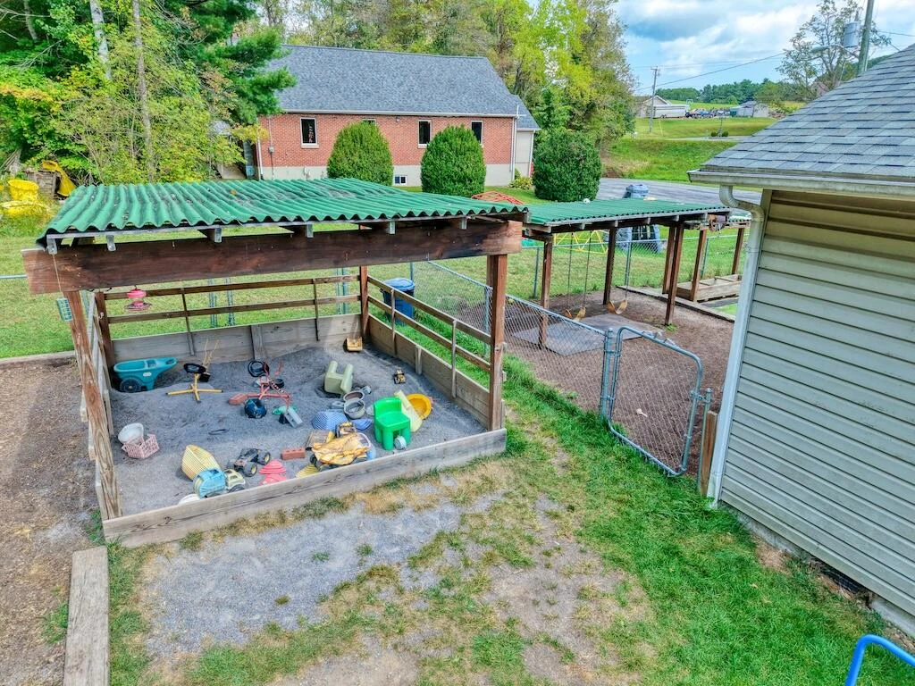 9907 Floyd HWY N - Photo 4