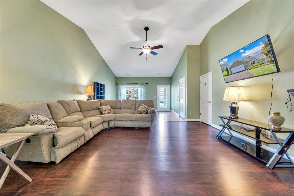 255 Slate Creek DR NW - Photo 2