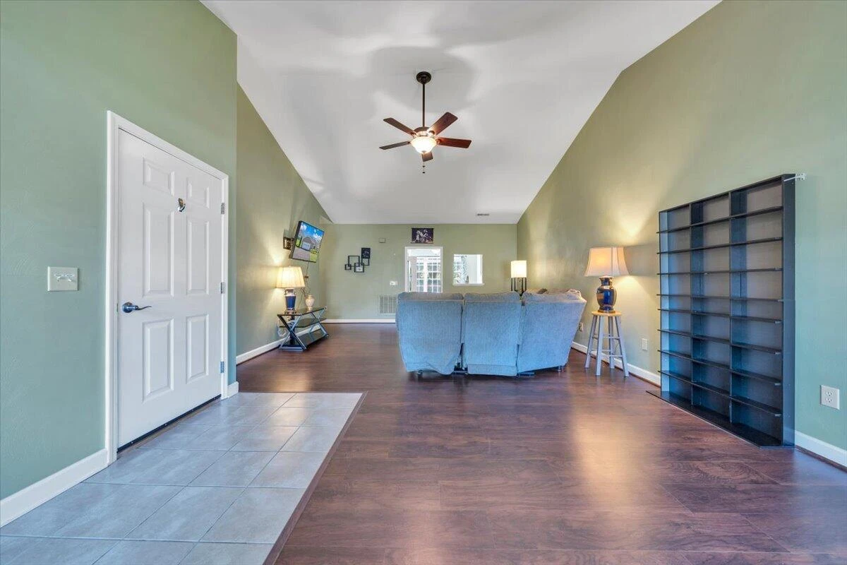 255 Slate Creek DR NW - Photo 4