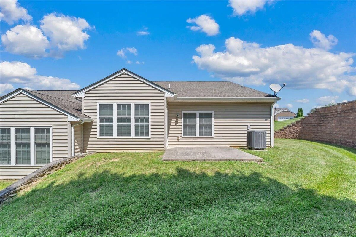 255 Slate Creek DR NW - Photo 22
