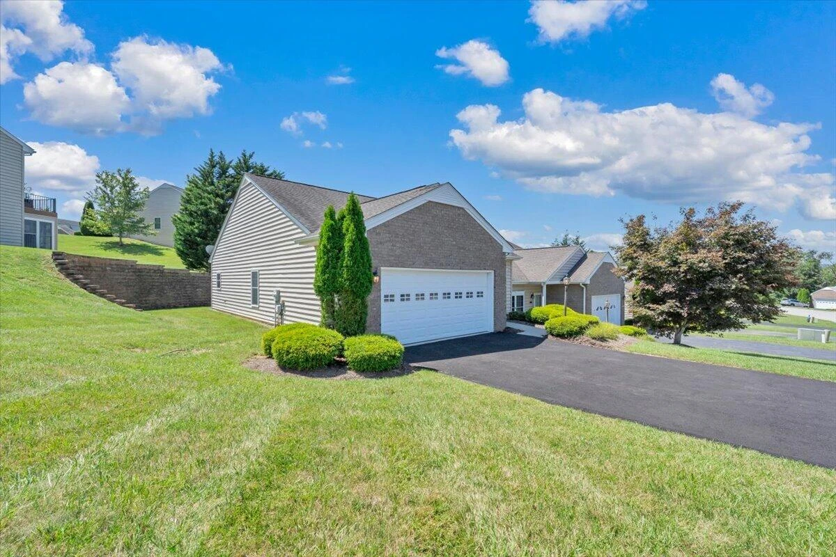255 Slate Creek DR NW - Photo 24