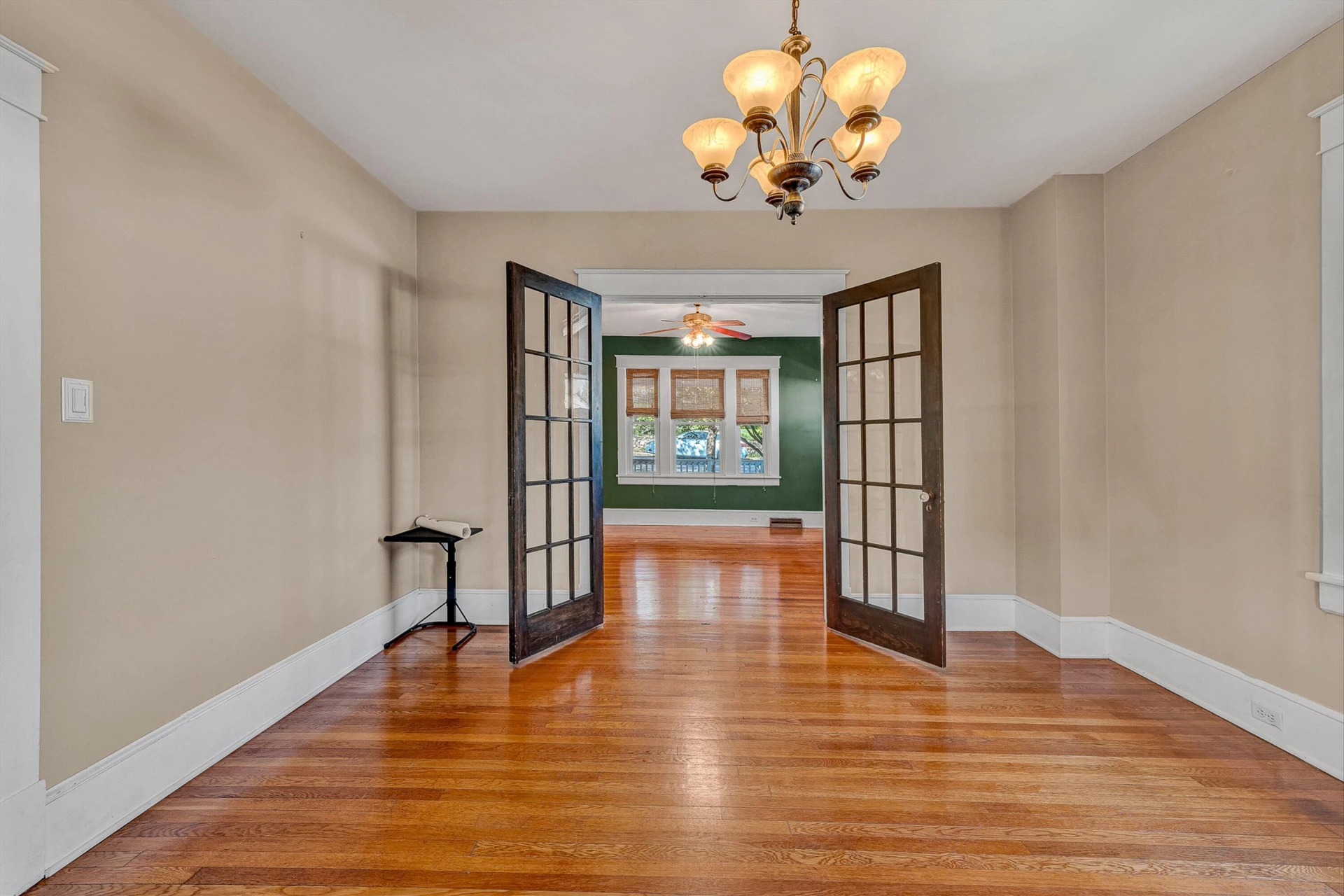 1030 Windsor AVE SW - Photo 11