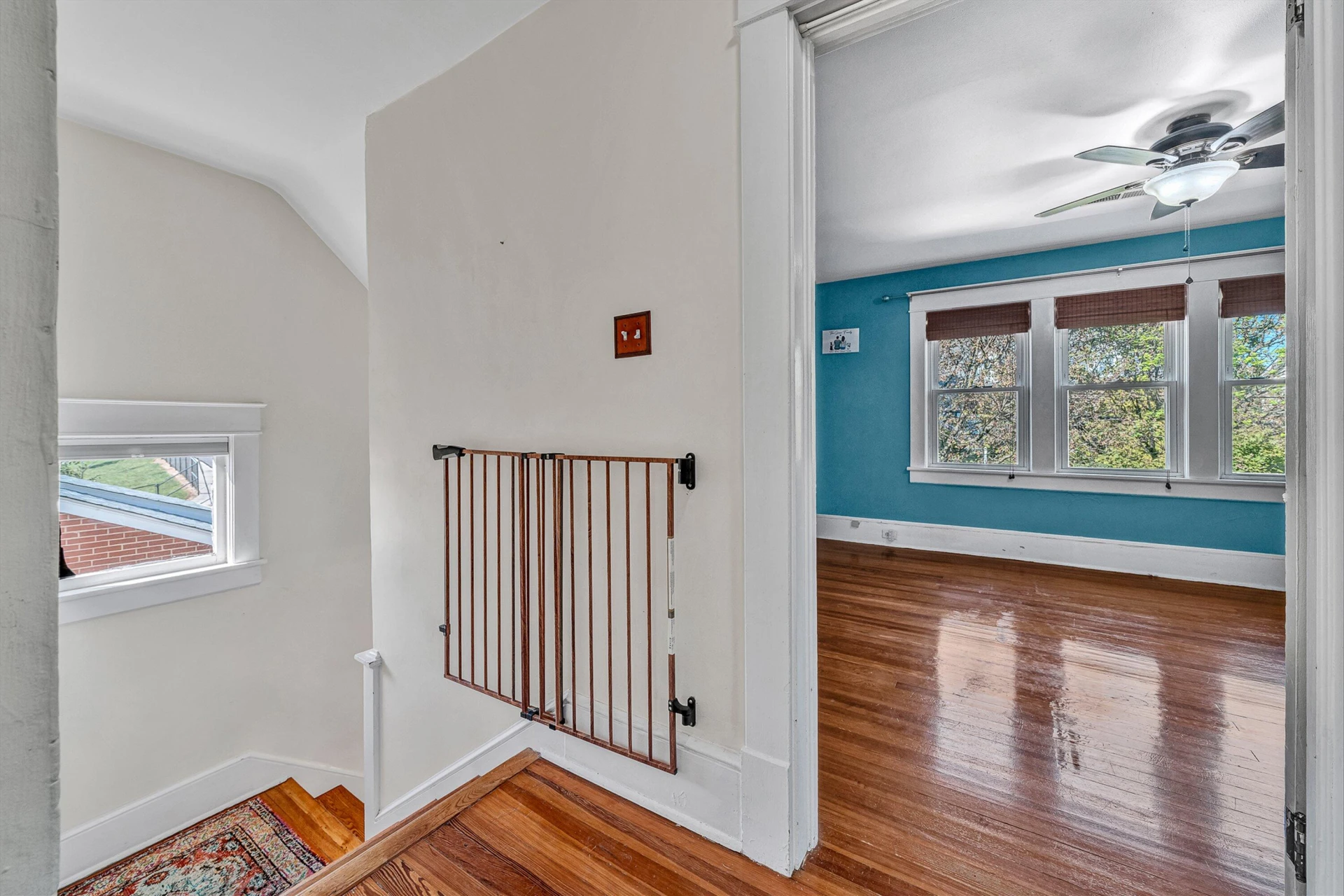 1030 Windsor AVE SW - Photo 17