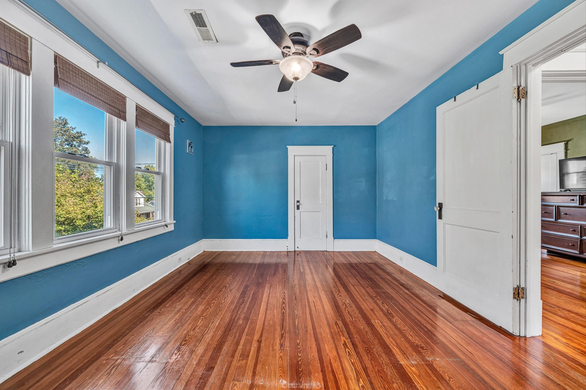 1030 Windsor AVE SW - Photo 19