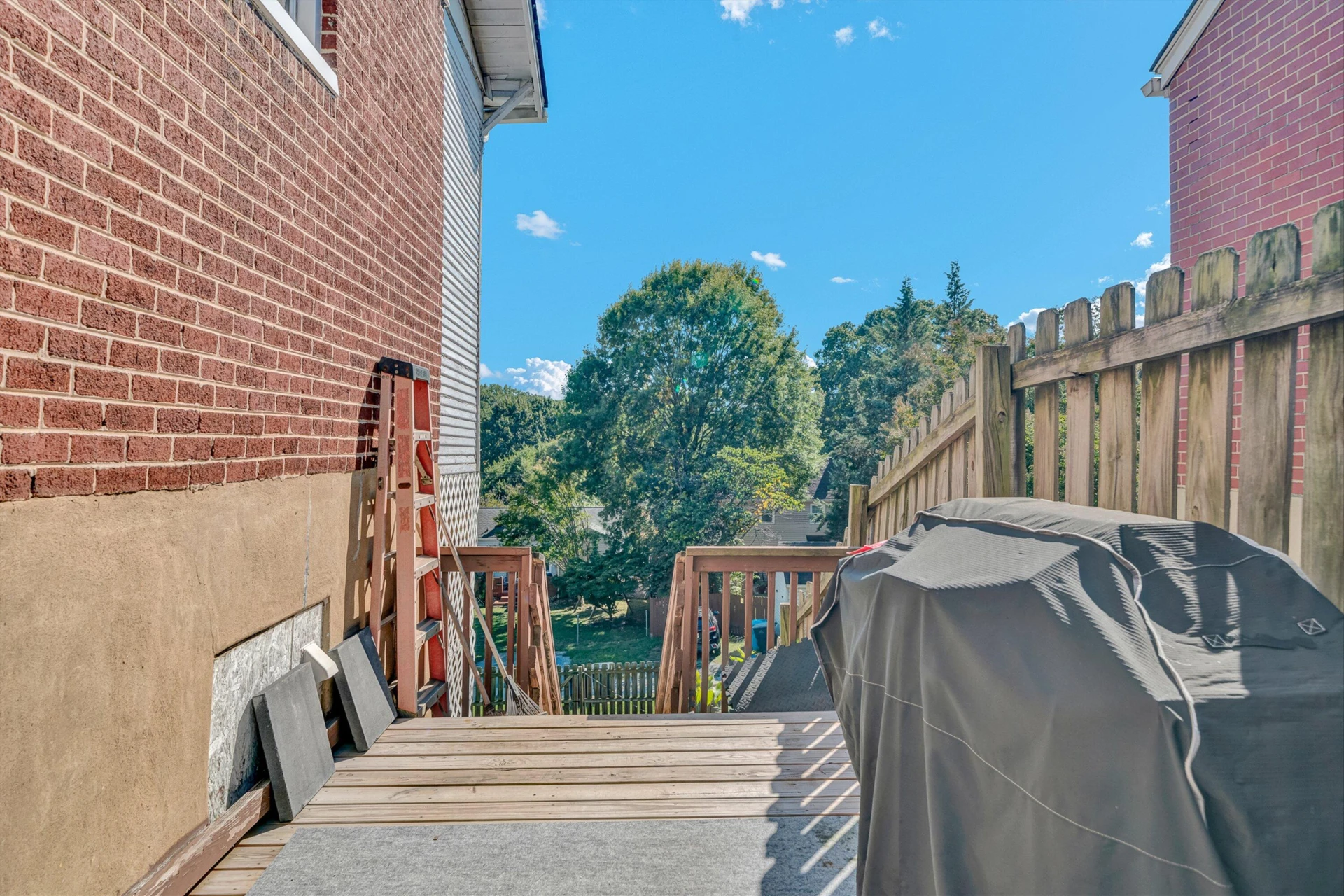 1030 Windsor AVE SW - Photo 31