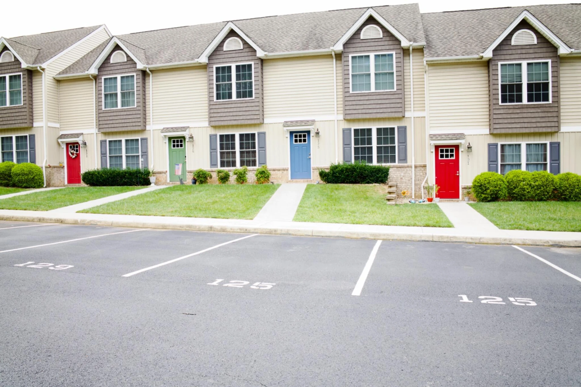 125 Squire CIR - Photo 2