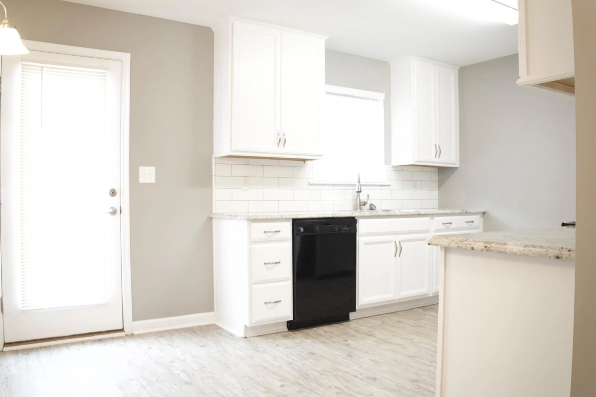 125 Squire CIR - Photo 5