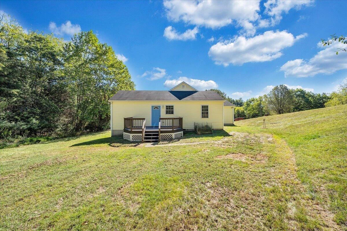 1096 Collierstown RD - Photo 34
