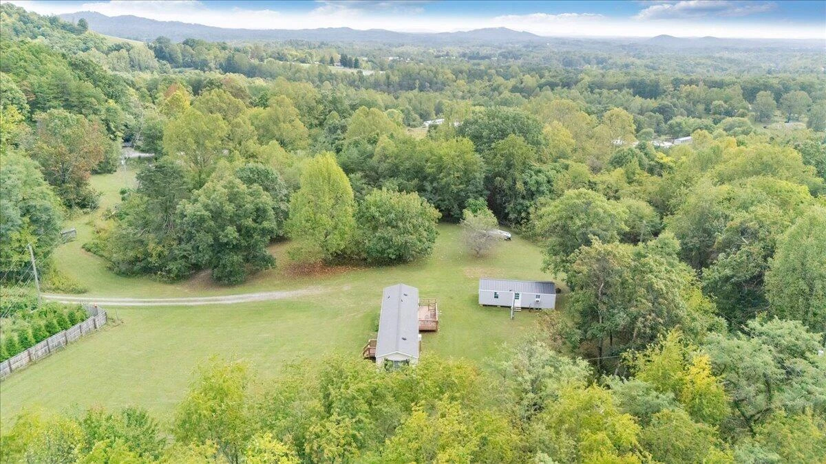 2006 Mountain Valley RD - Photo 5