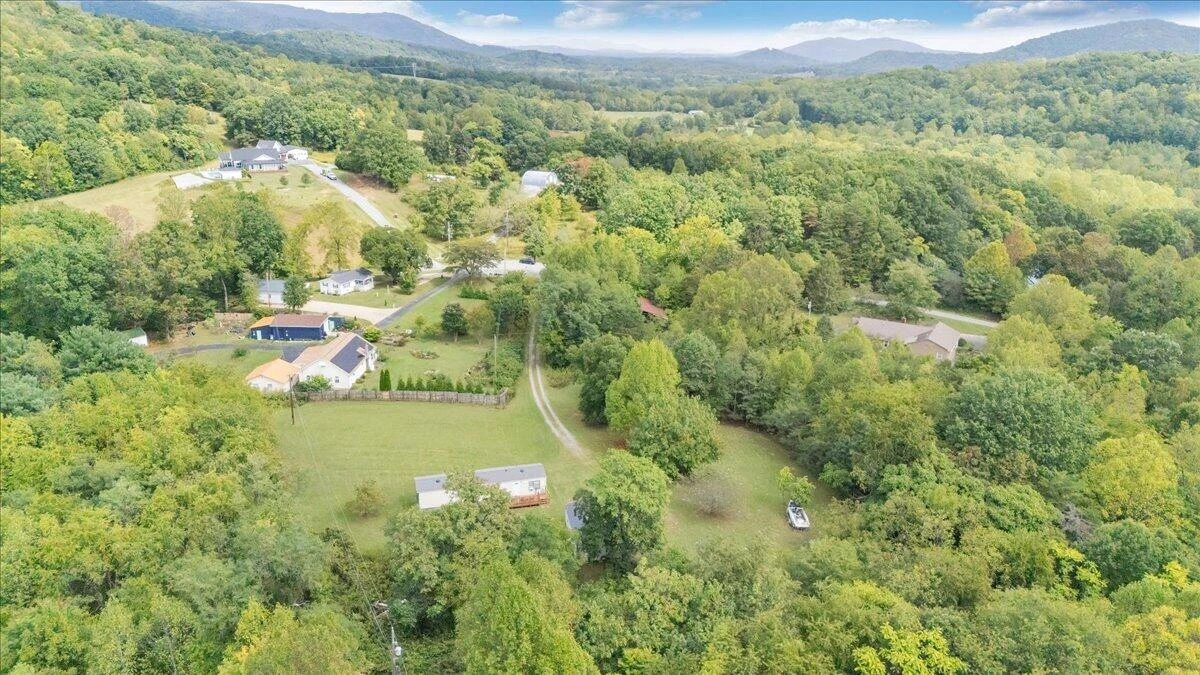 2006 Mountain Valley RD - Photo 8