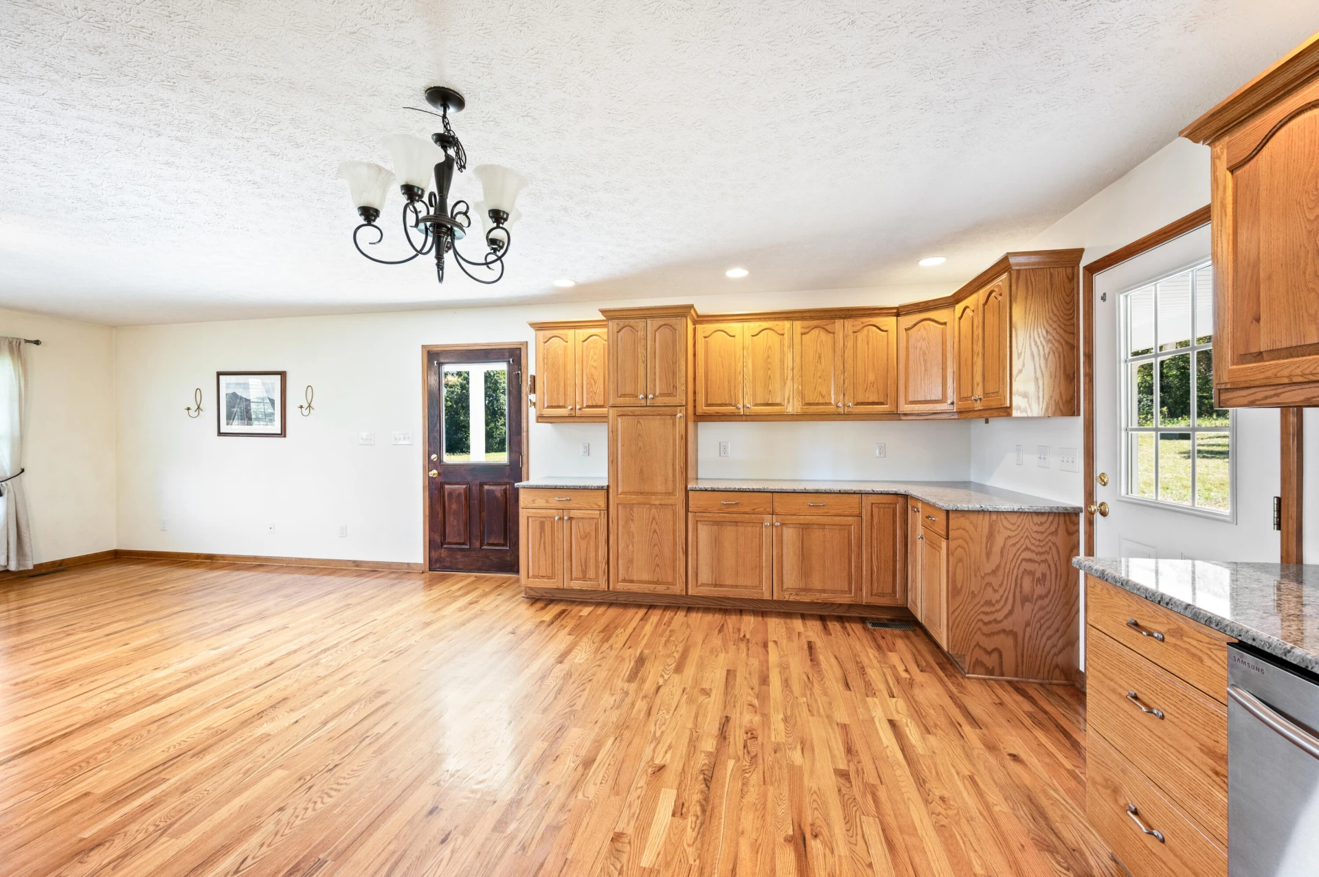 1868 Glenwood DR - Photo 14
