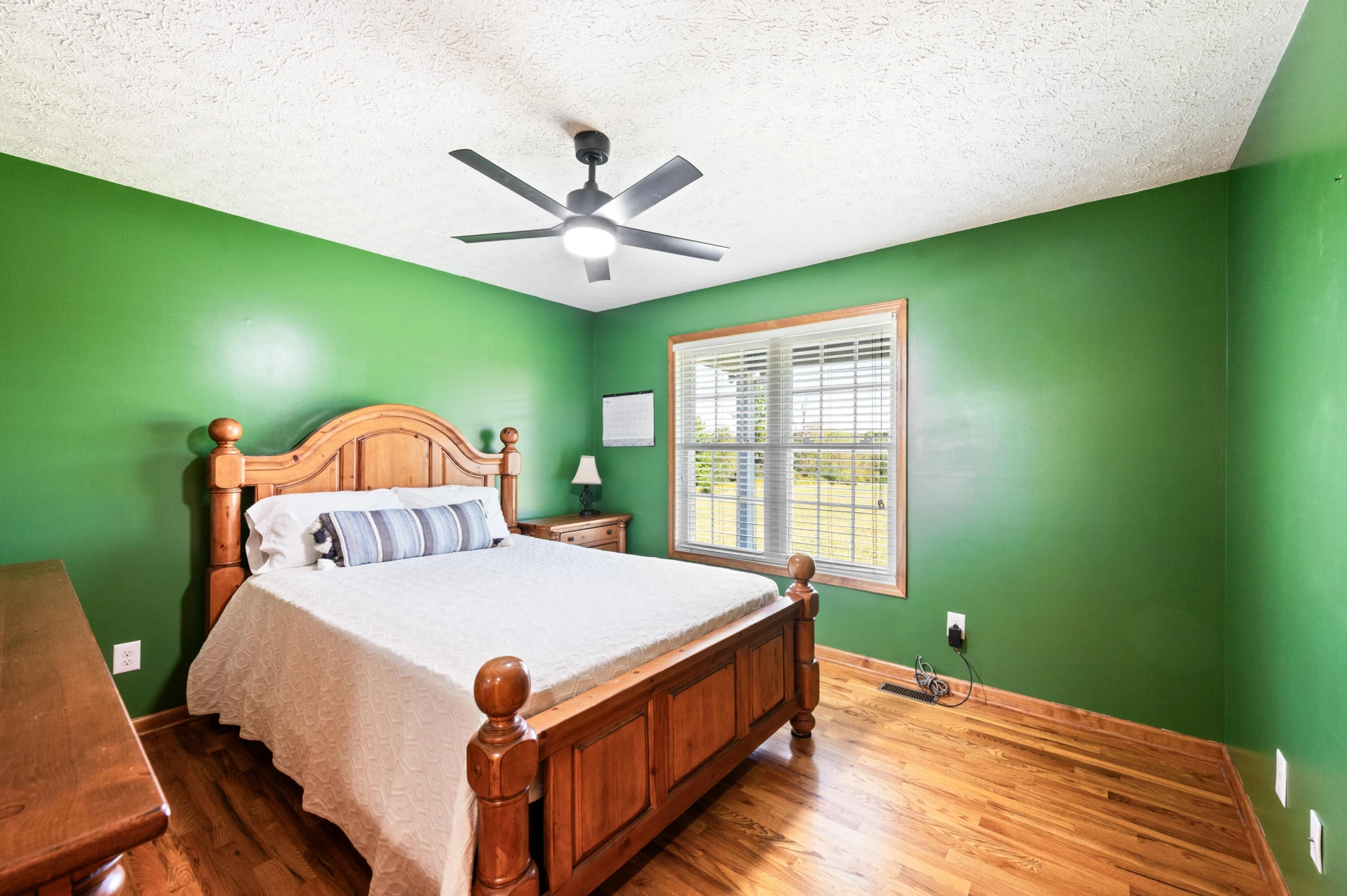 1868 Glenwood DR - Photo 15