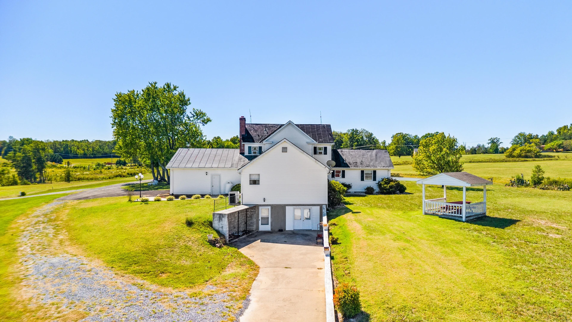 1864 Glenwood DR - Photo 5