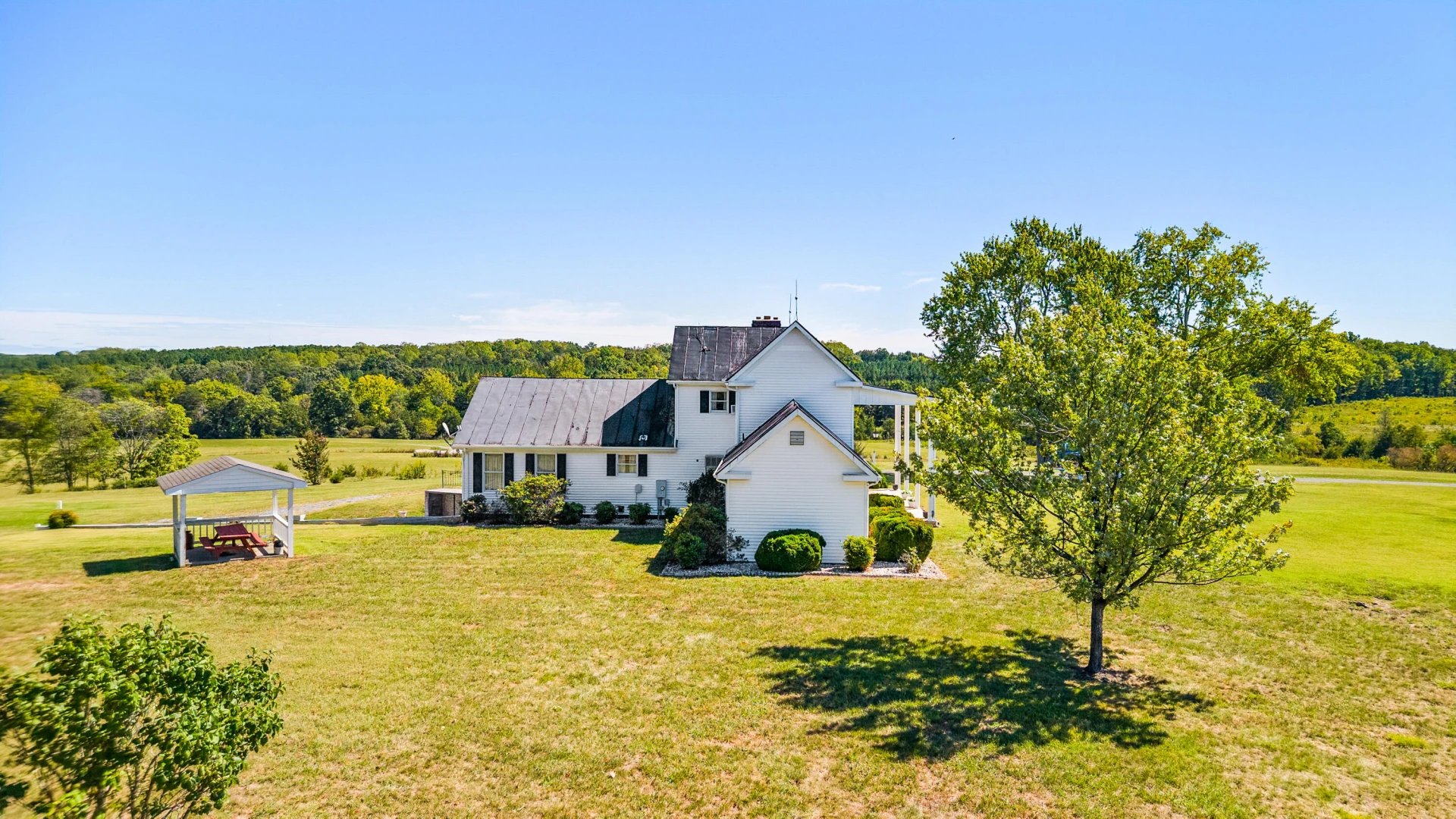 1864 Glenwood DR - Photo 6