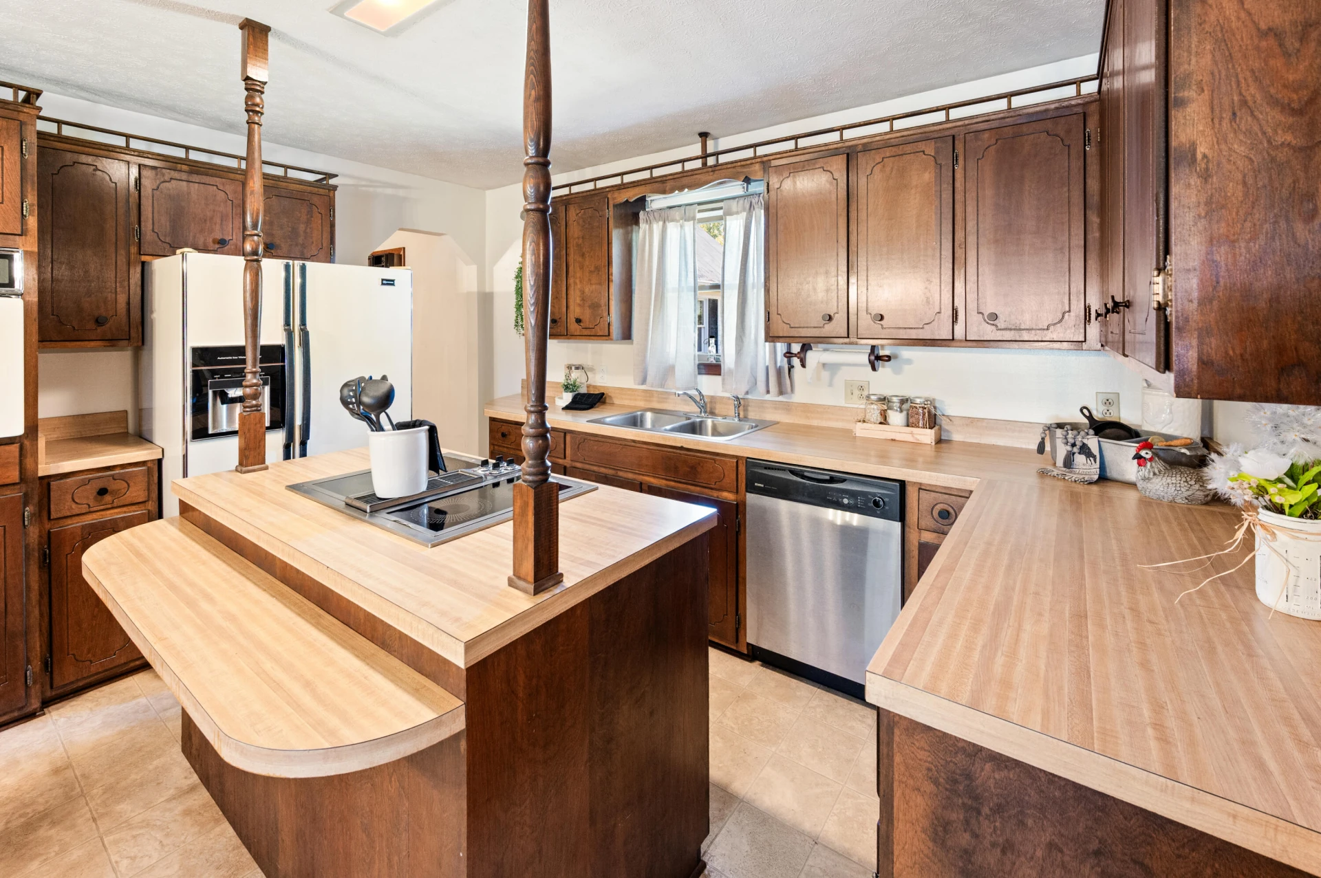 1864 Glenwood DR - Photo 10