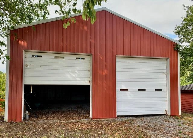 1864 Glenwood DR - Photo 32