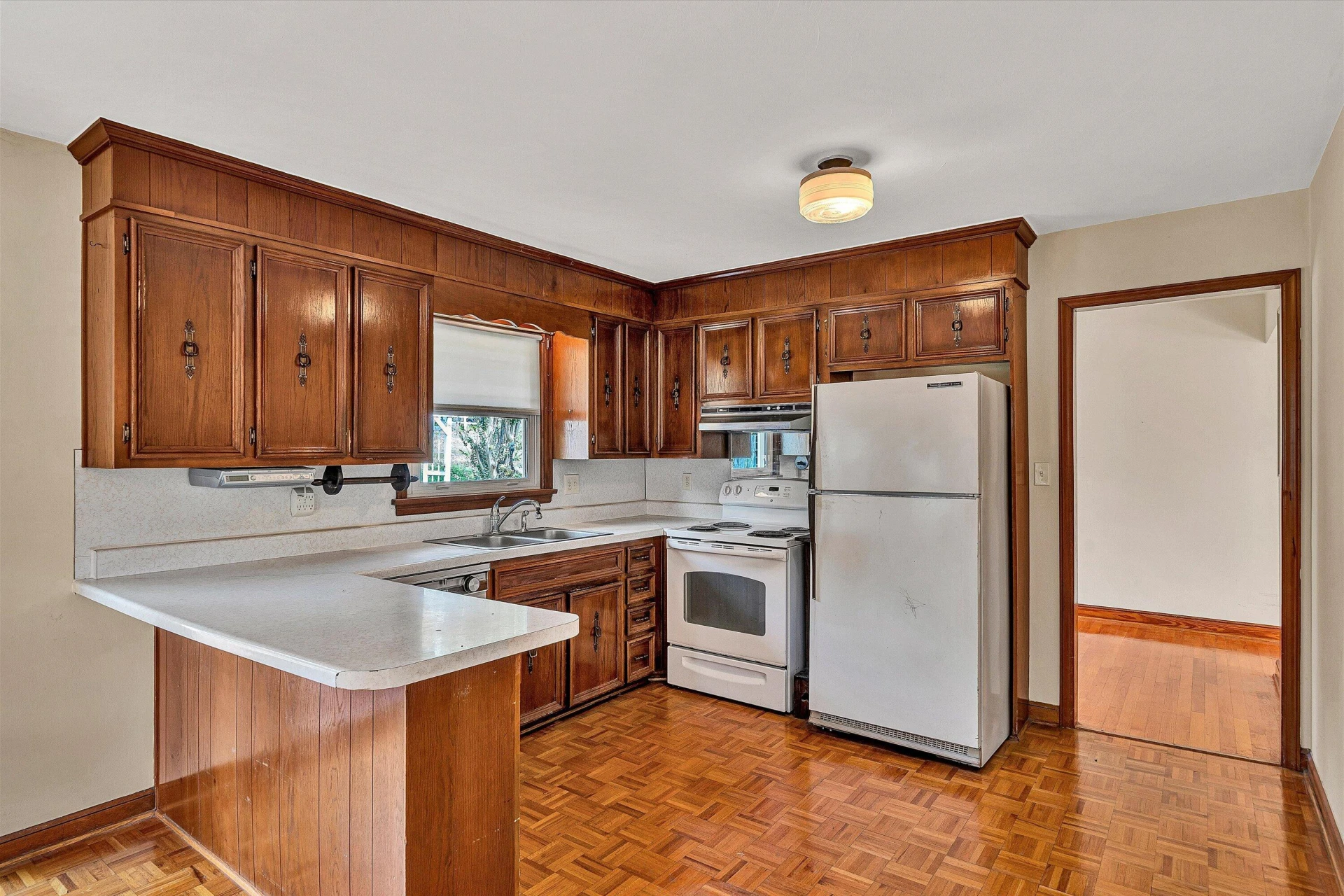 6641 Bryant CIR - Photo 6