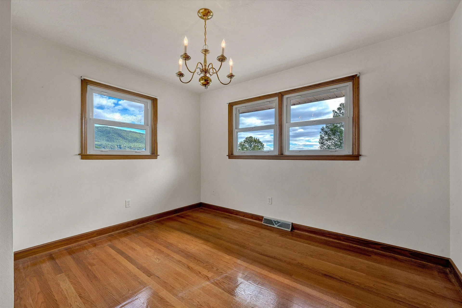 6641 Bryant CIR - Photo 14
