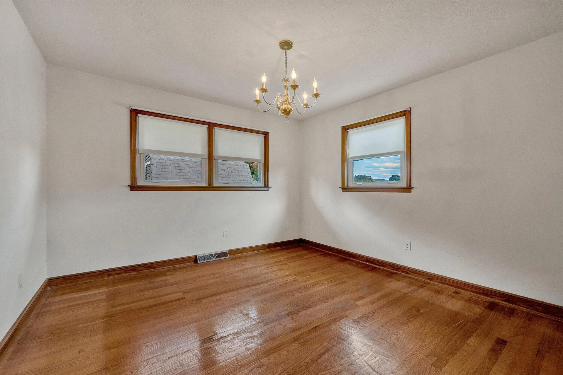 6641 Bryant CIR - Photo 15