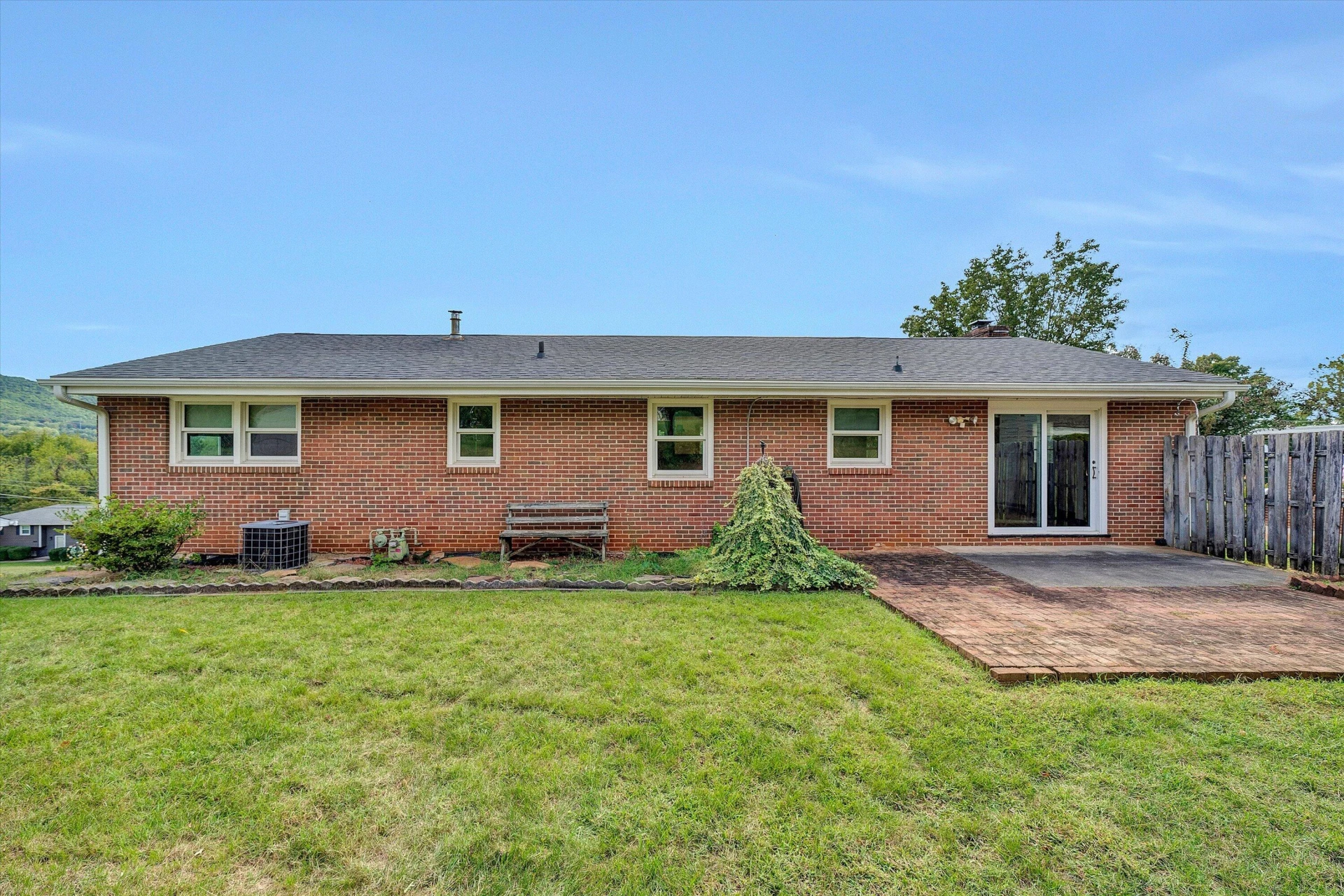 6641 Bryant CIR - Photo 20