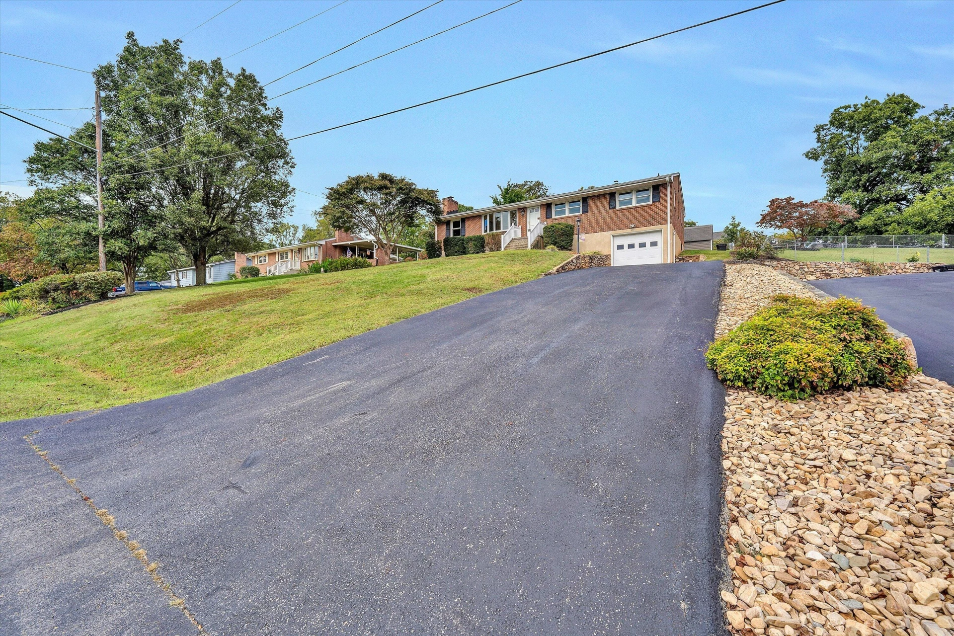 6641 Bryant CIR - Photo 26