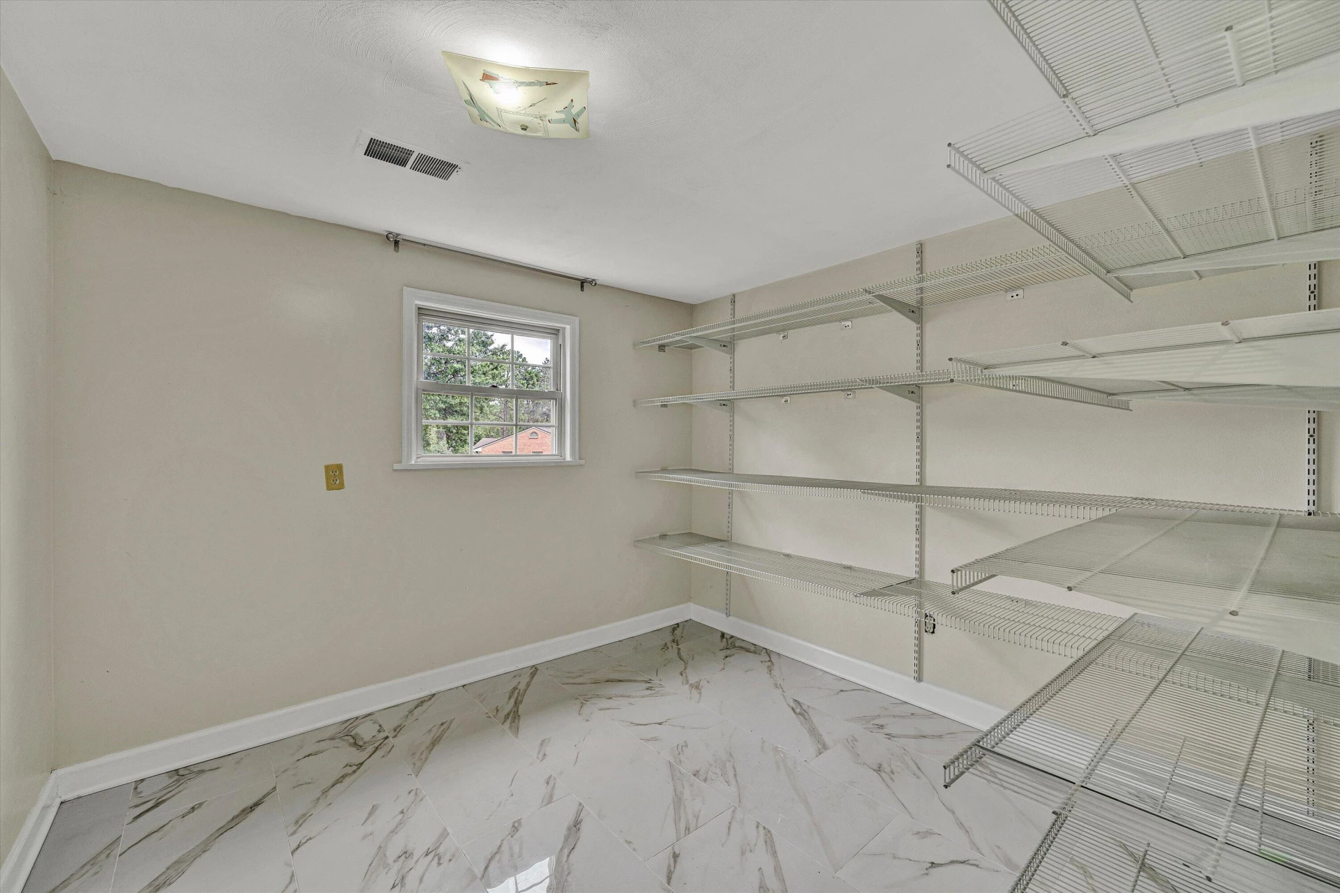 320 Swan DR - Photo 34
