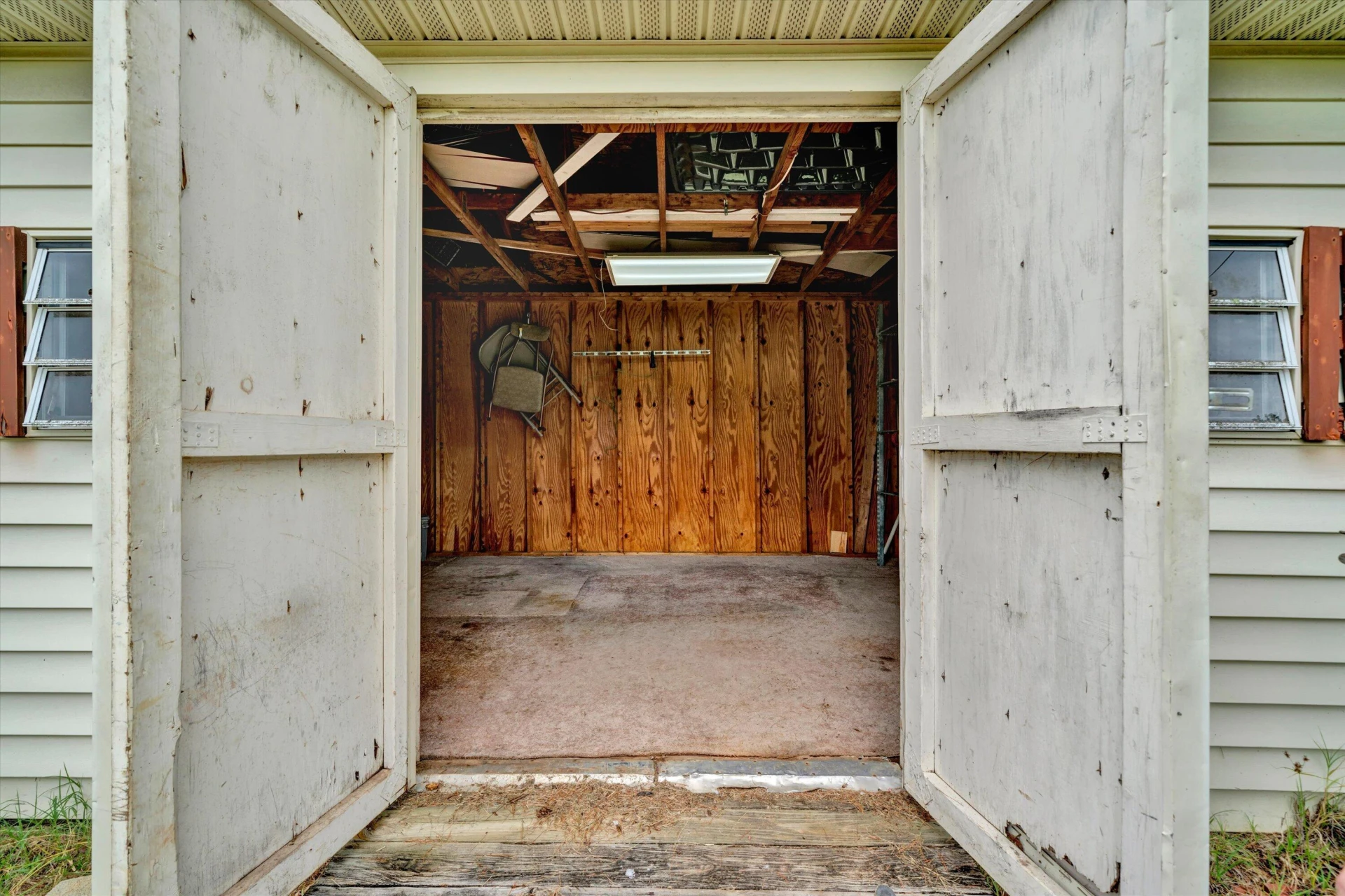 320 Swan DR - Photo 37