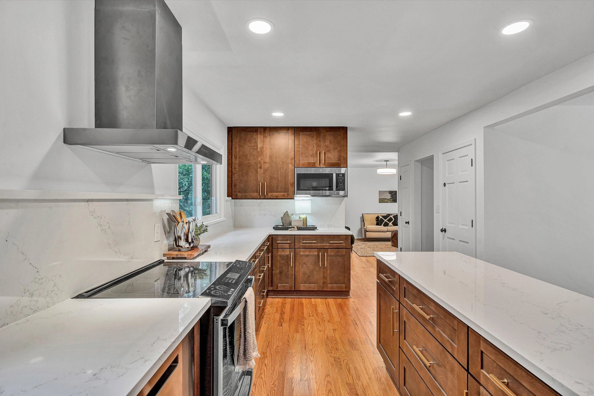 2825 Fairway Forest DR - Photo 12