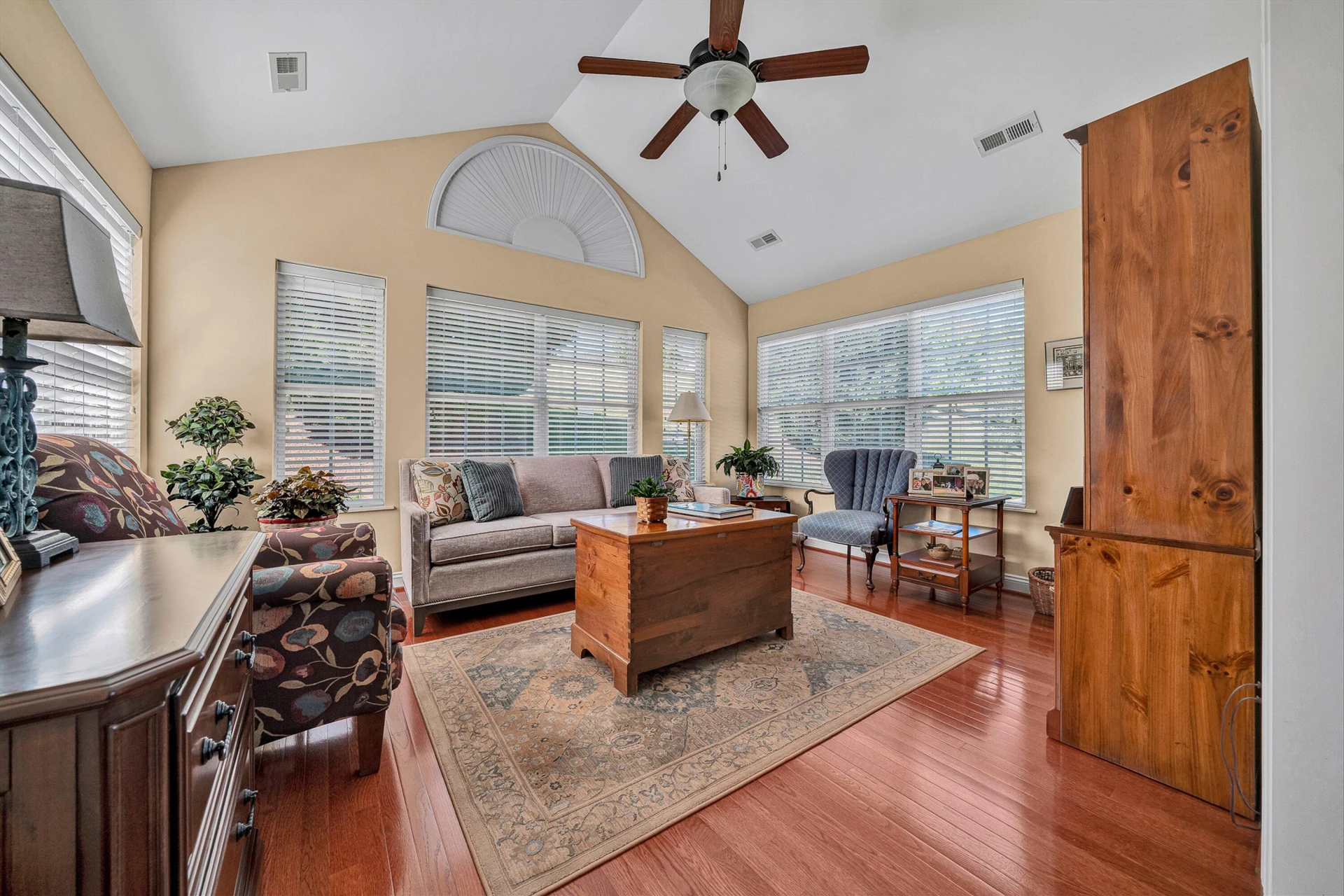 5472 Orchard Villas CIR - Photo 6
