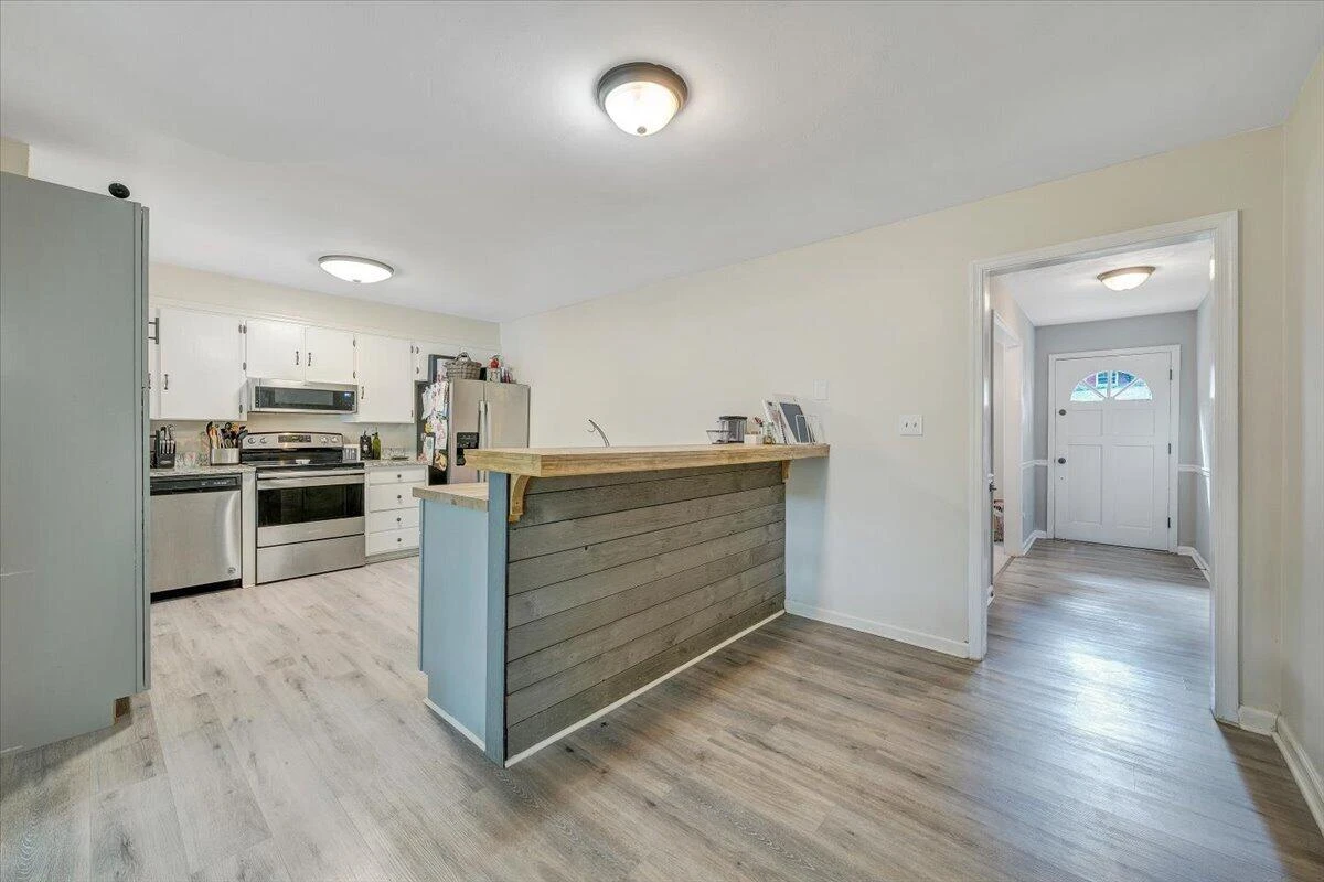 5118 Greenfield ST SW - Photo 9