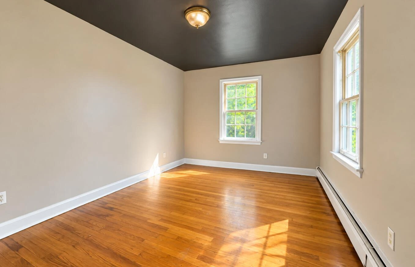 917 10th ST NW - Photo 10