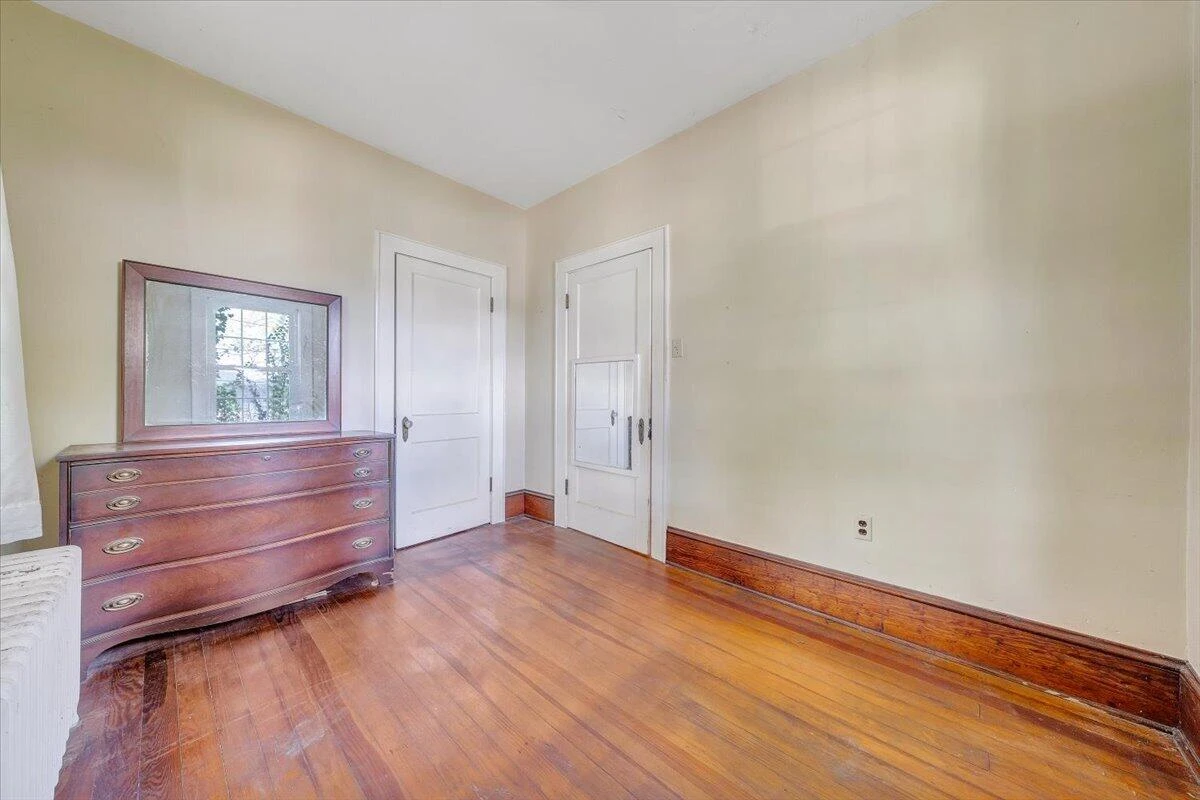 300 2nd ST - Photo 10