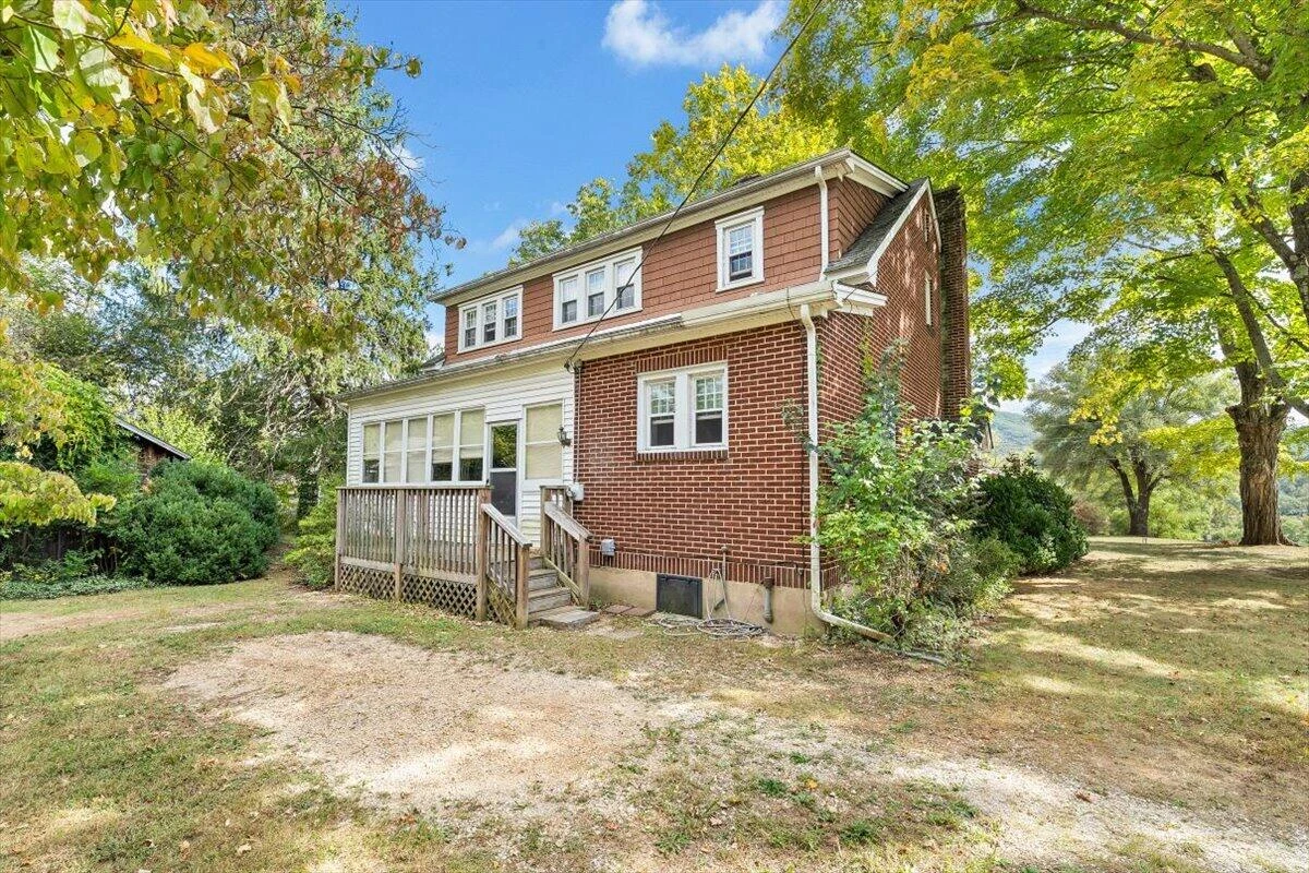 300 2nd ST - Photo 39