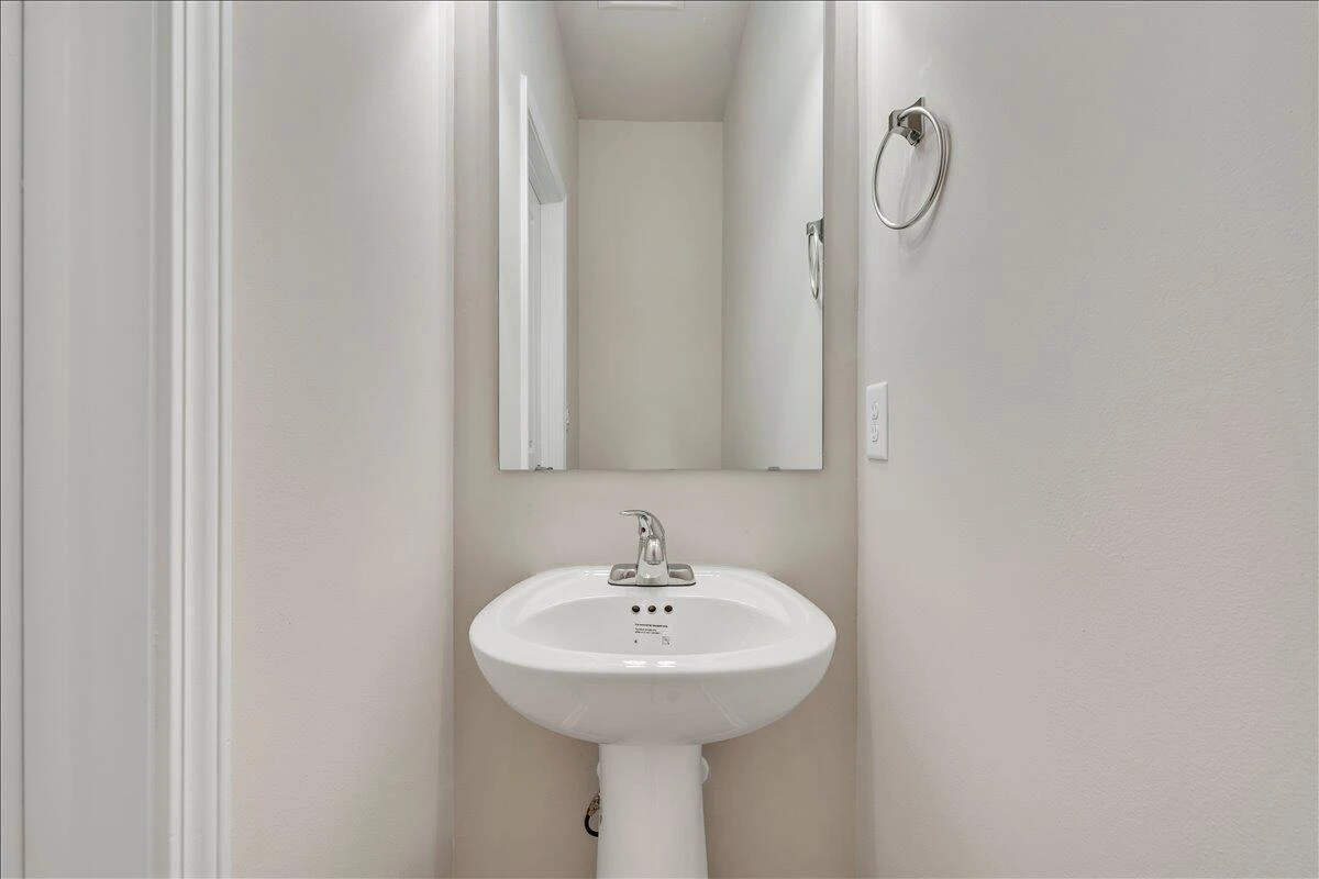 14 Grove BLVD - Photo 18