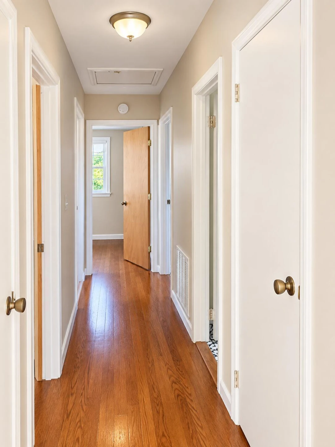 1407 Deacon ST - Photo 7