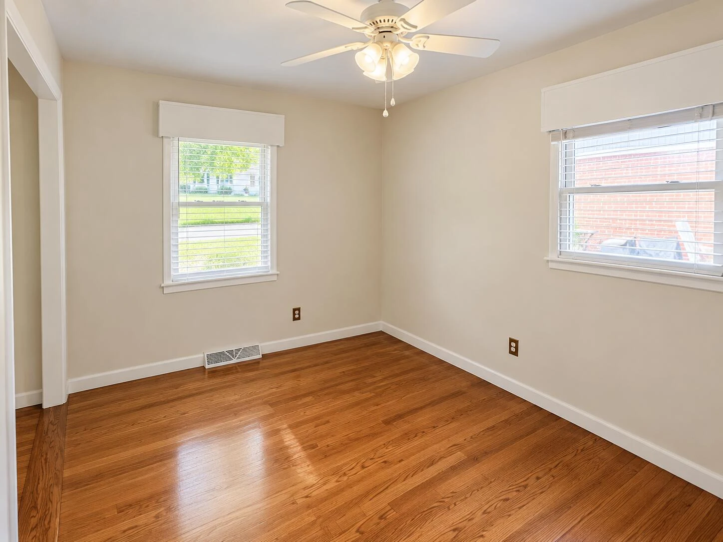 1407 Deacon ST - Photo 12