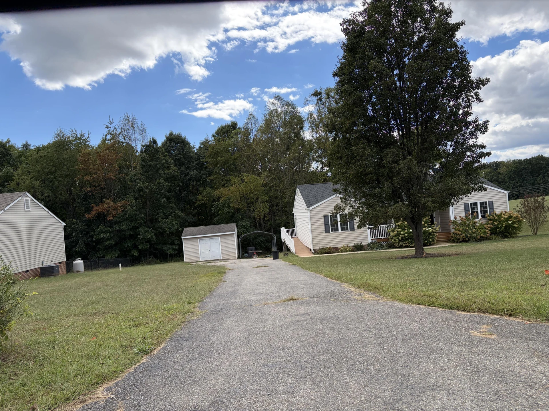 1206 Airport RD - Photo 3