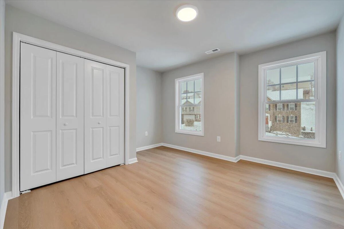 10 Grove BLVD - Photo 16