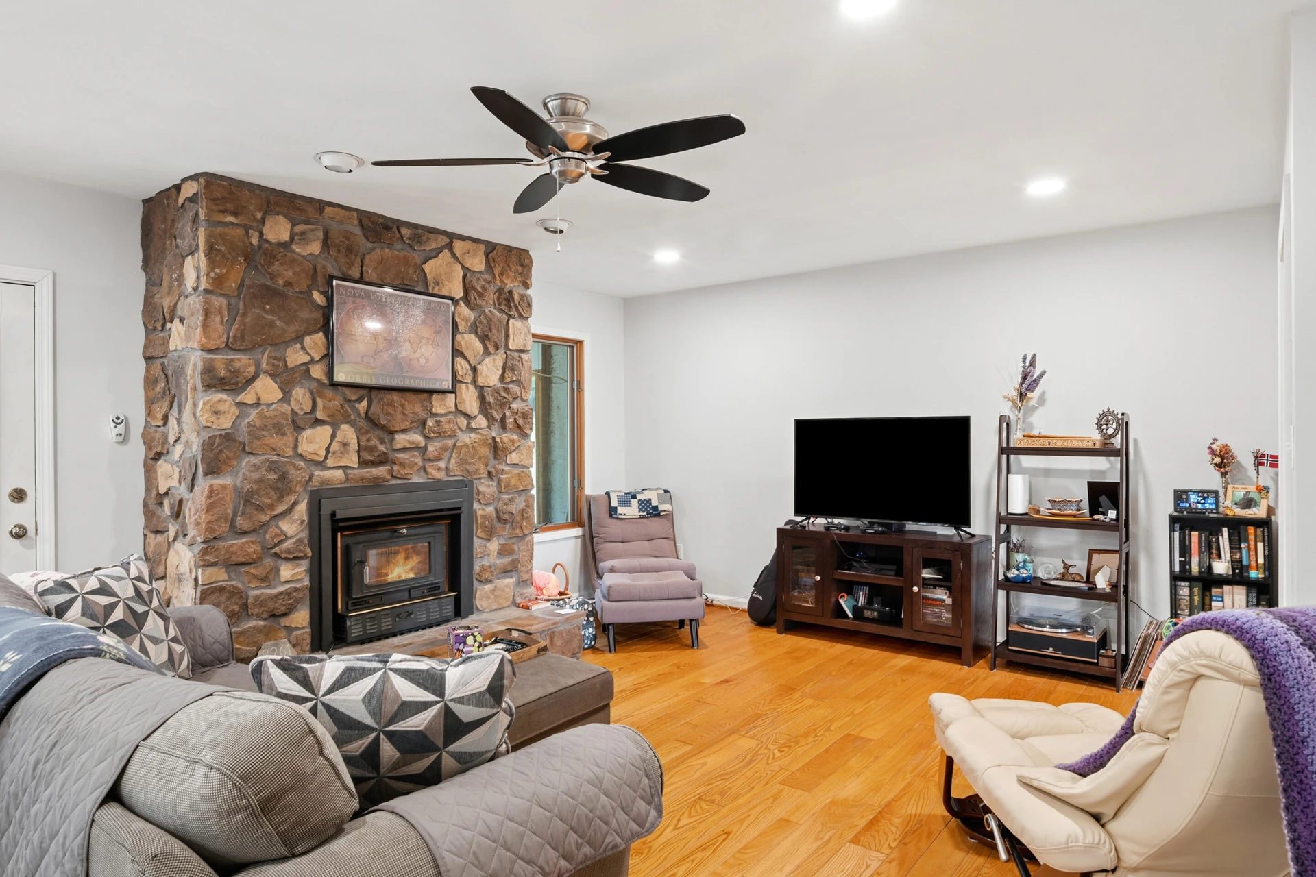8261 Filly CT - Photo 18