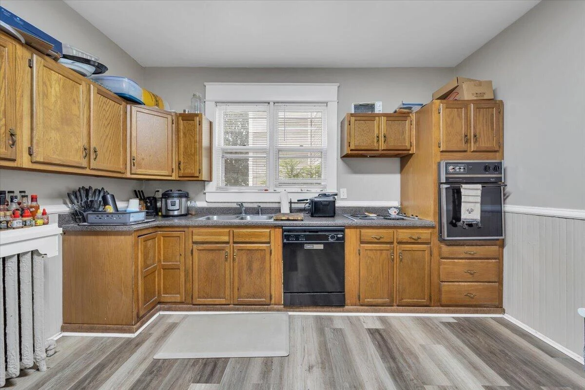 1313 Maple AVE SW - Photo 12