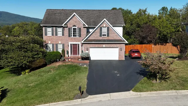 1714 High Gate LN