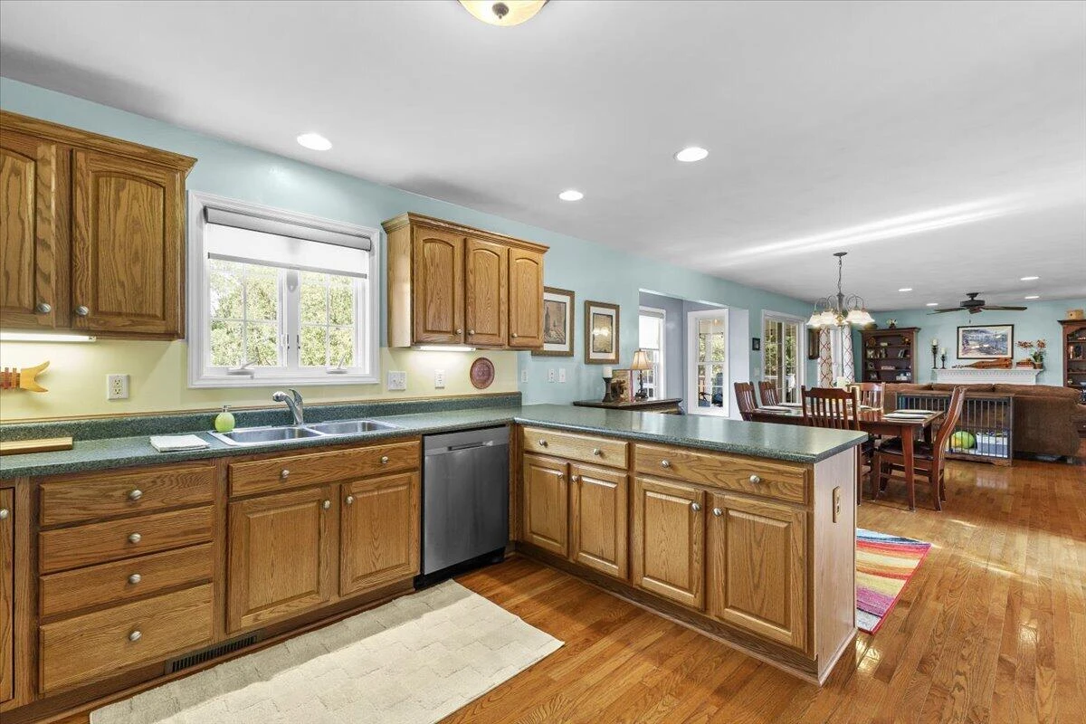 1714 High Gate LN - Photo 8