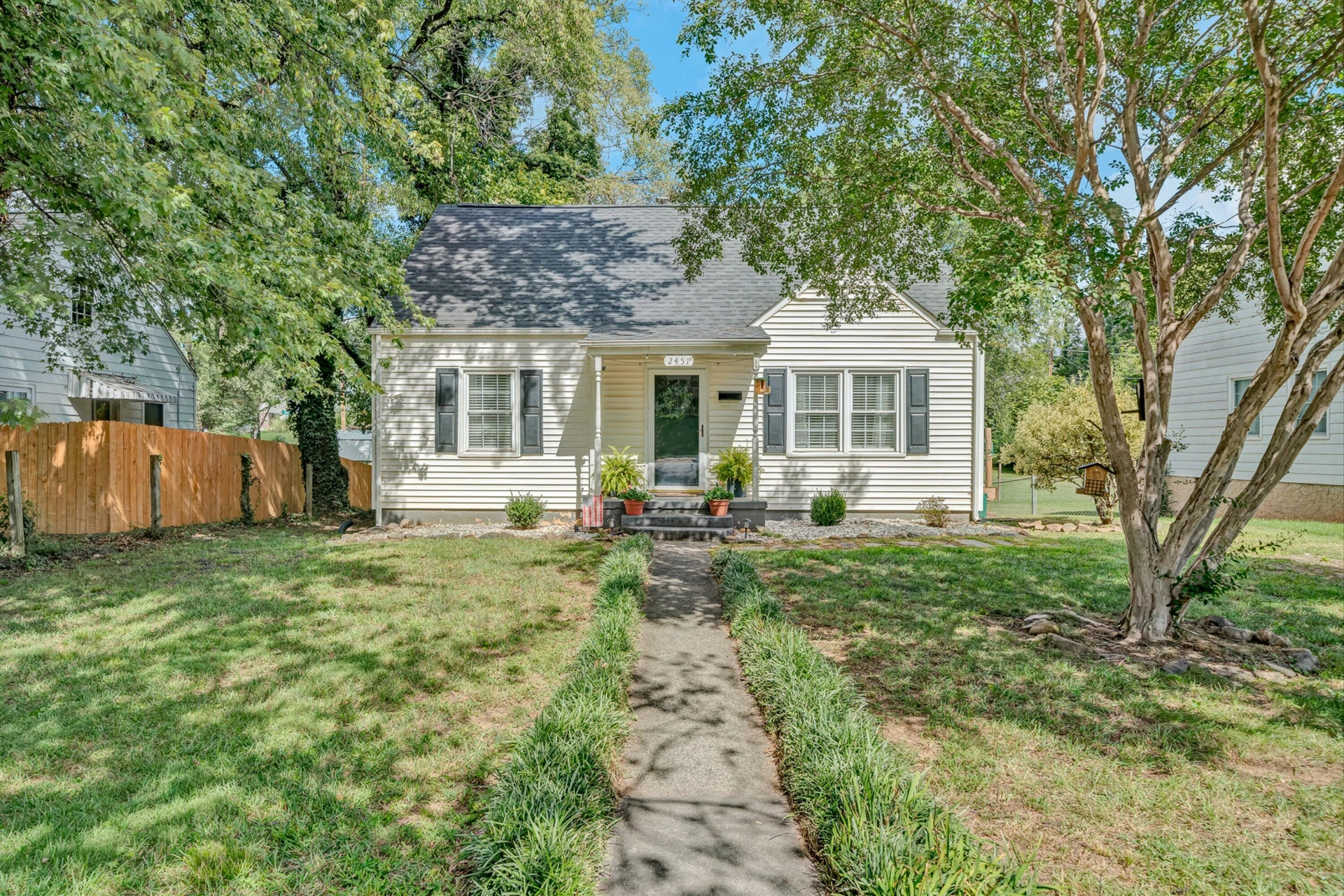2451 Westover AVE SW
