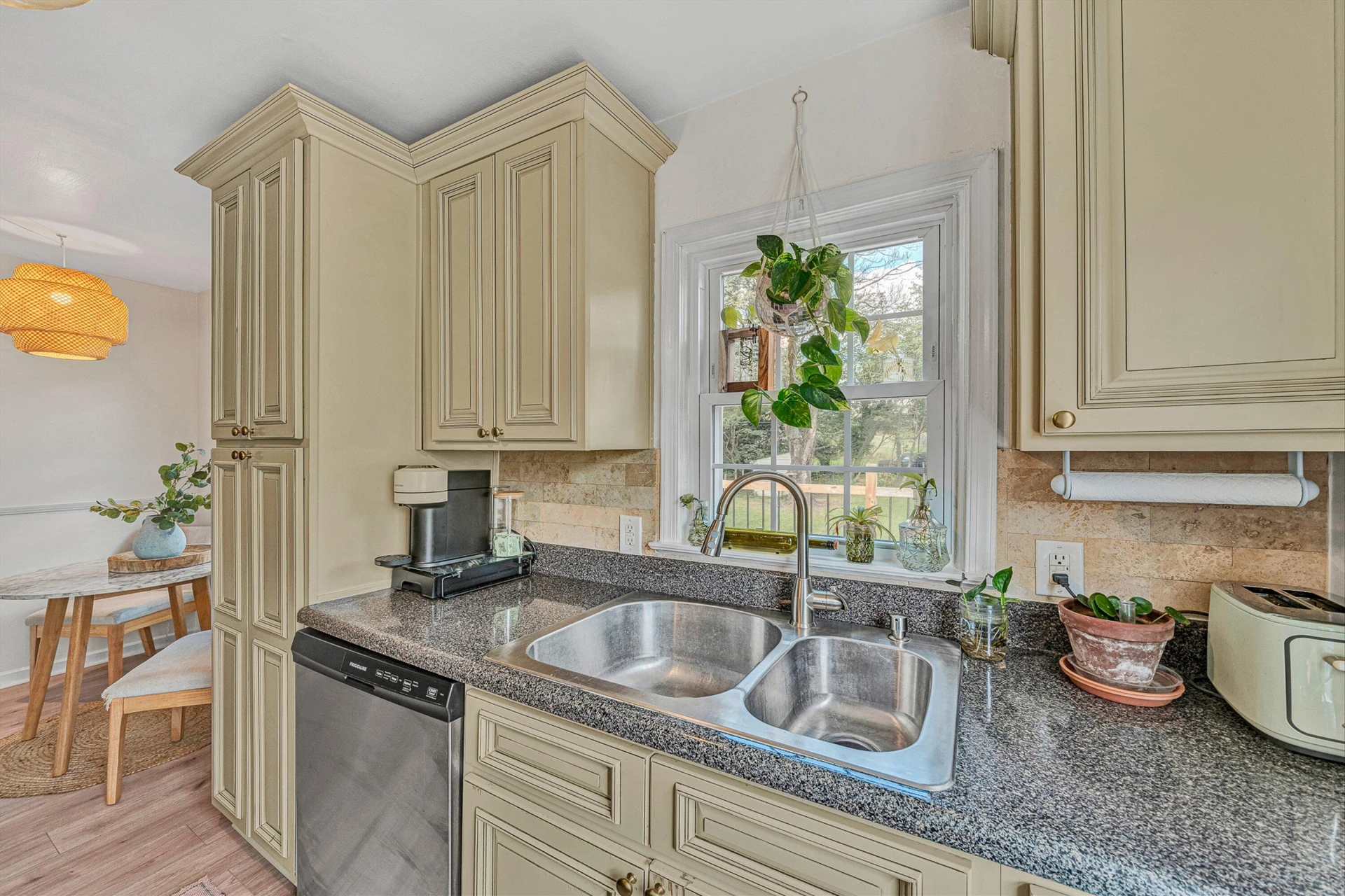2451 Westover AVE SW - Photo 10